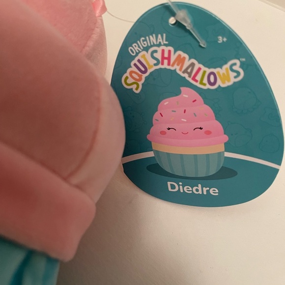 NWT Squishmallows Cupcake Diedre - Picture 5 of 8